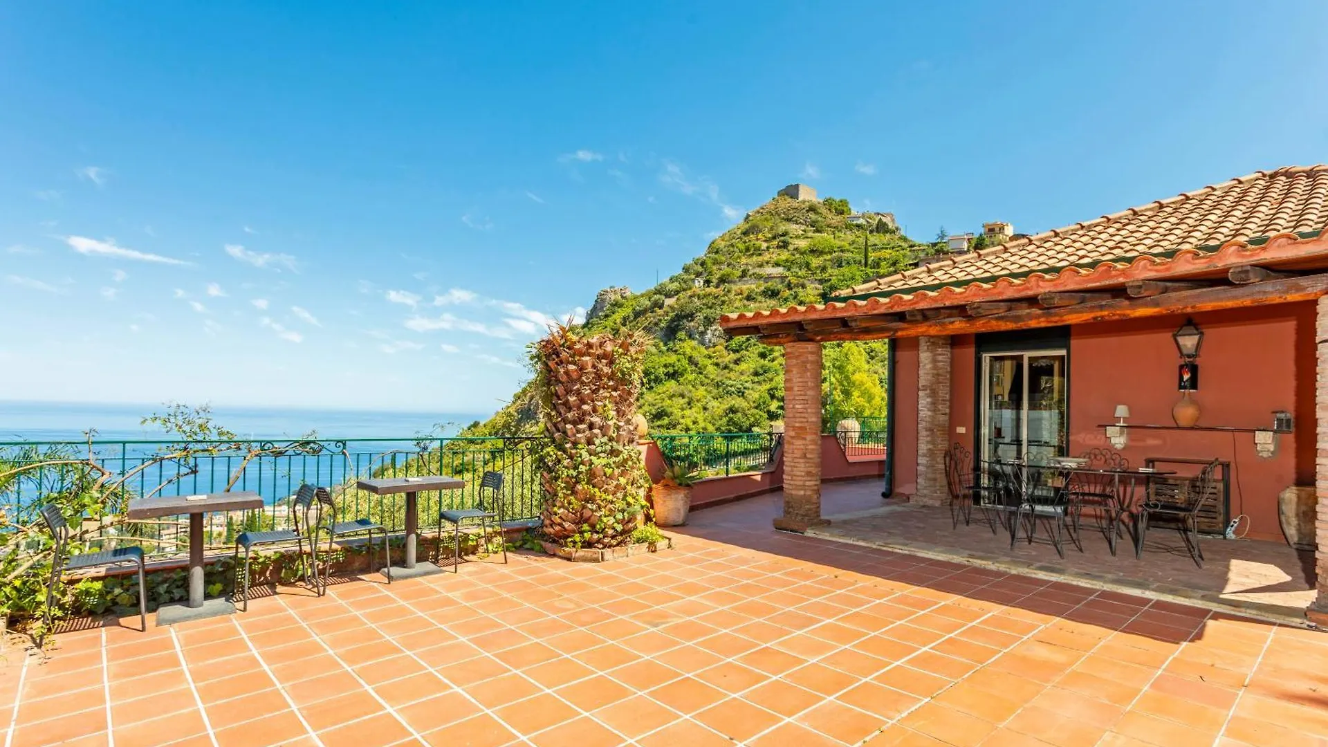 Storica Villa Taormina