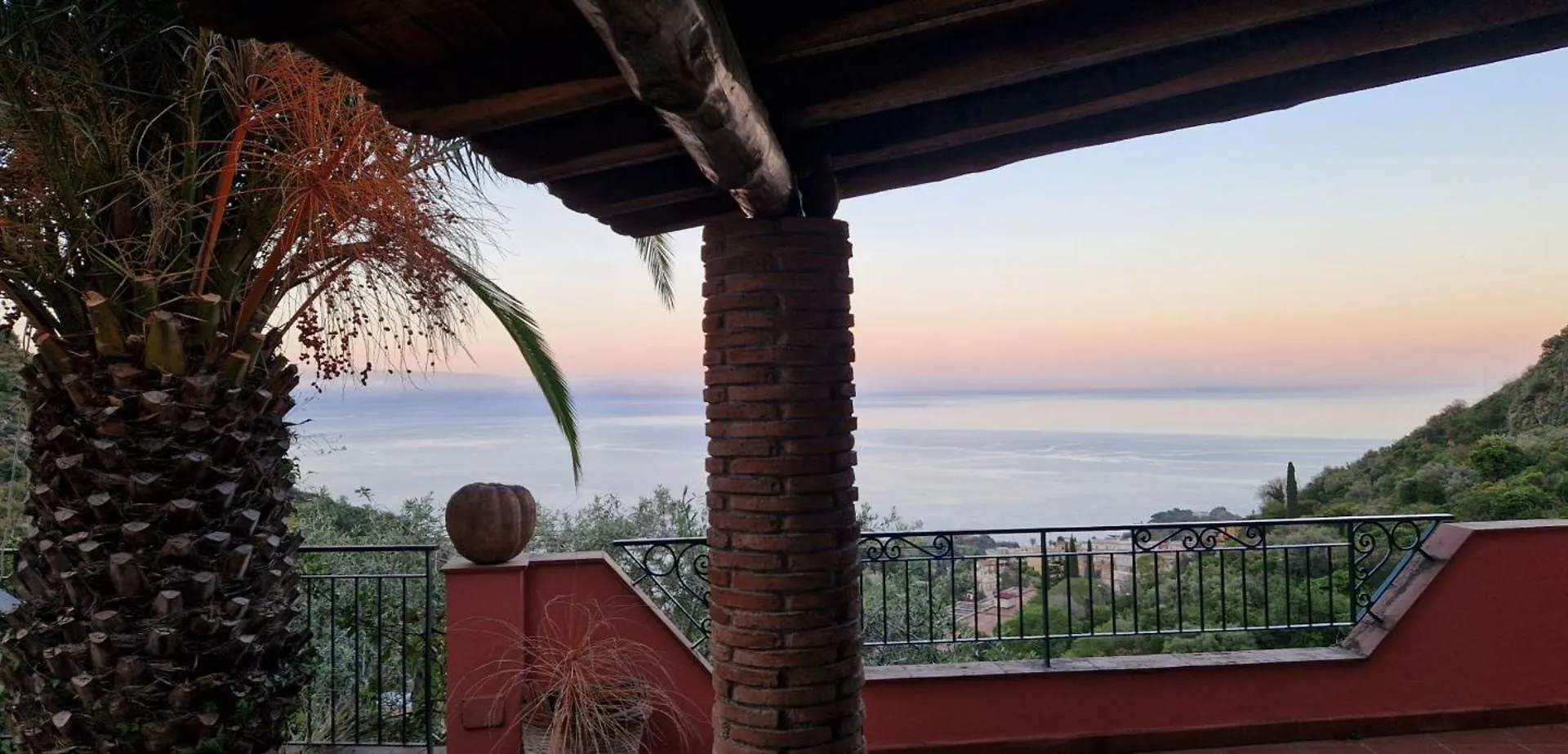 Storica Villa Taormina Italy