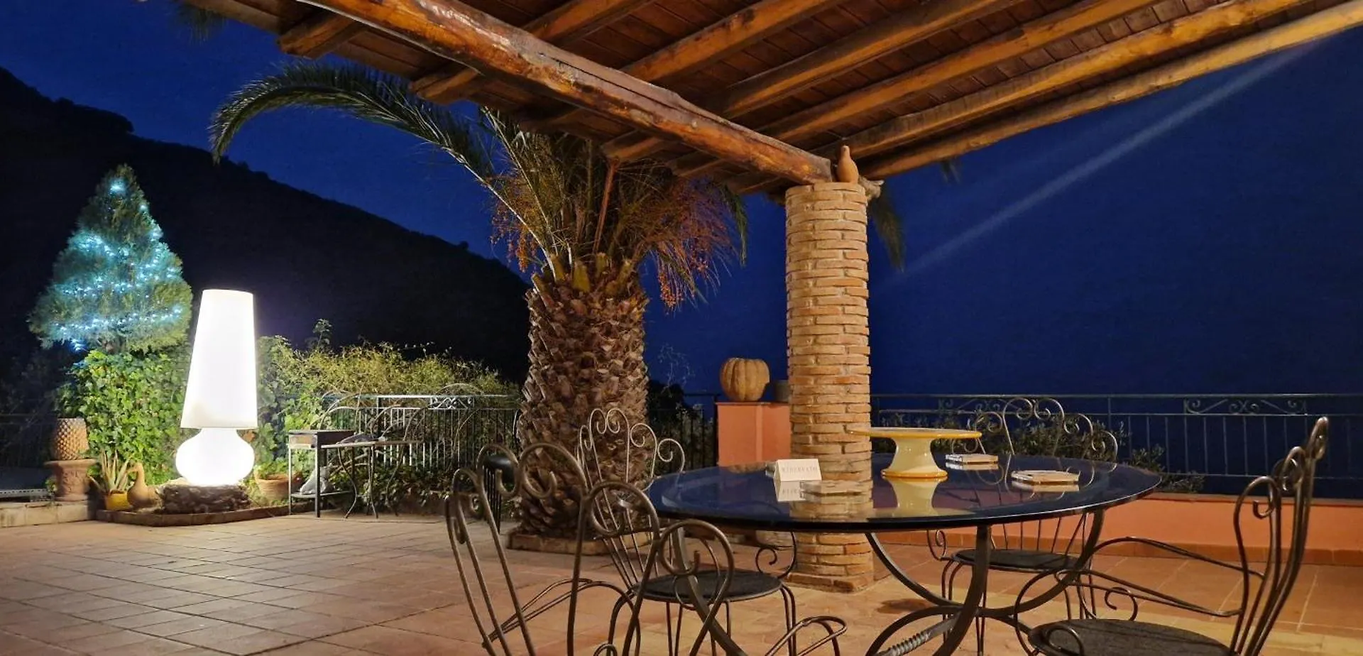 Storica Villa Taormina 0*,